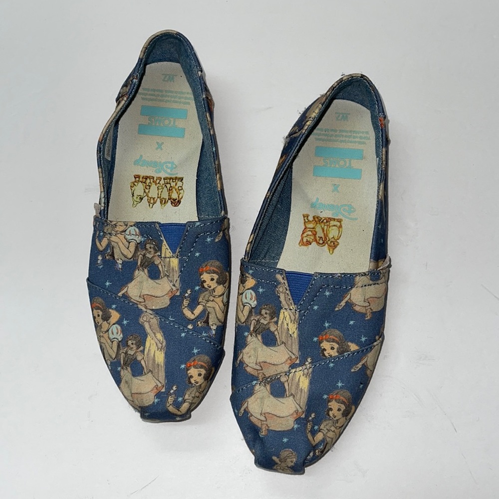 Toms x Disney Snow White